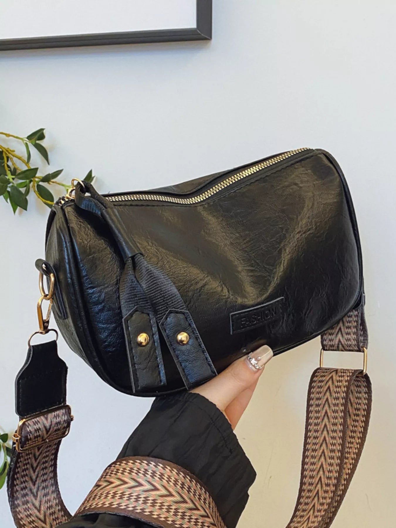 Fashorio Retro Style Shoulder Crossbody Bag with Wide Strap