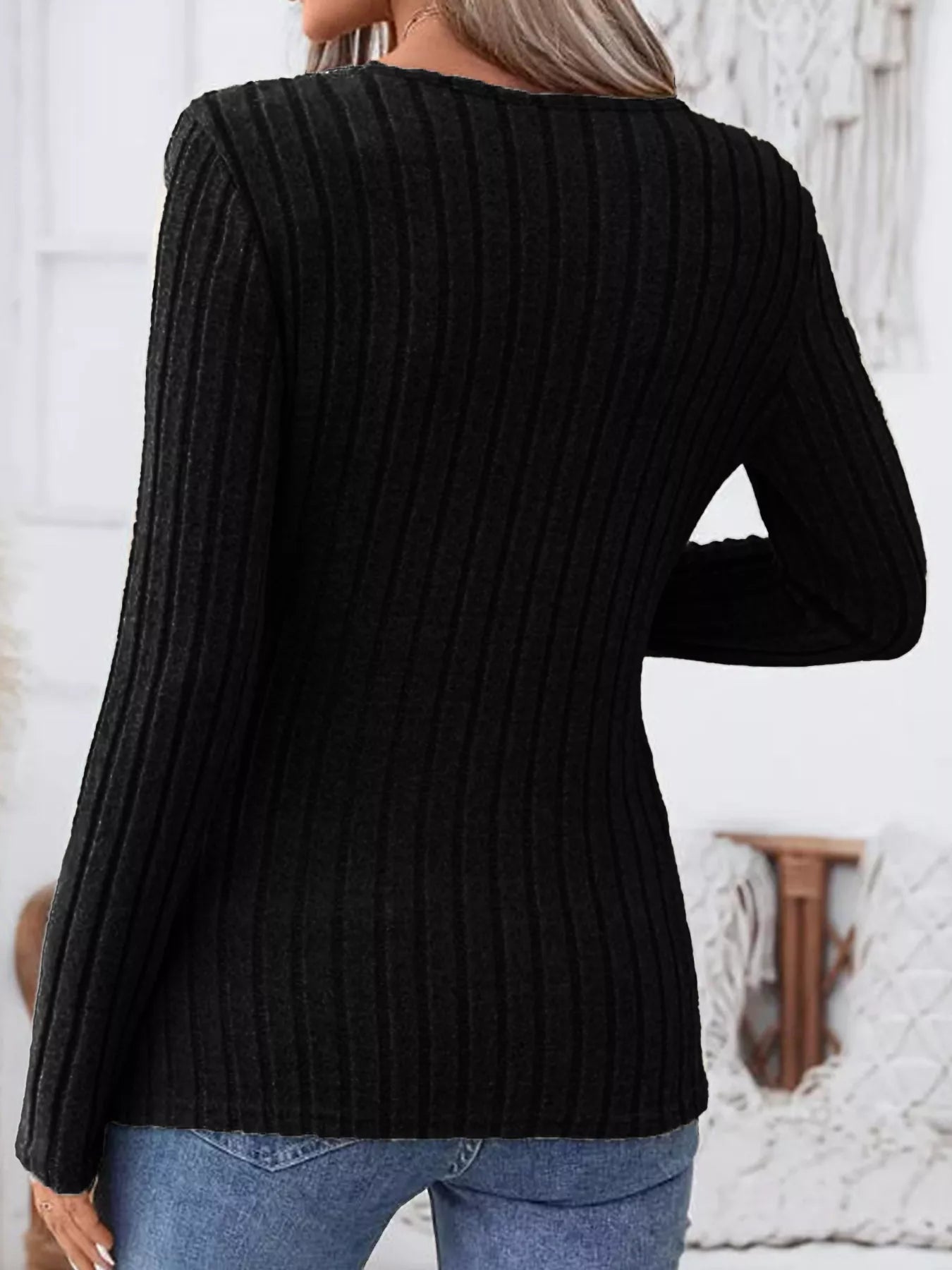 Fashorio Ribbed Knit Notched Long Sleeve Top