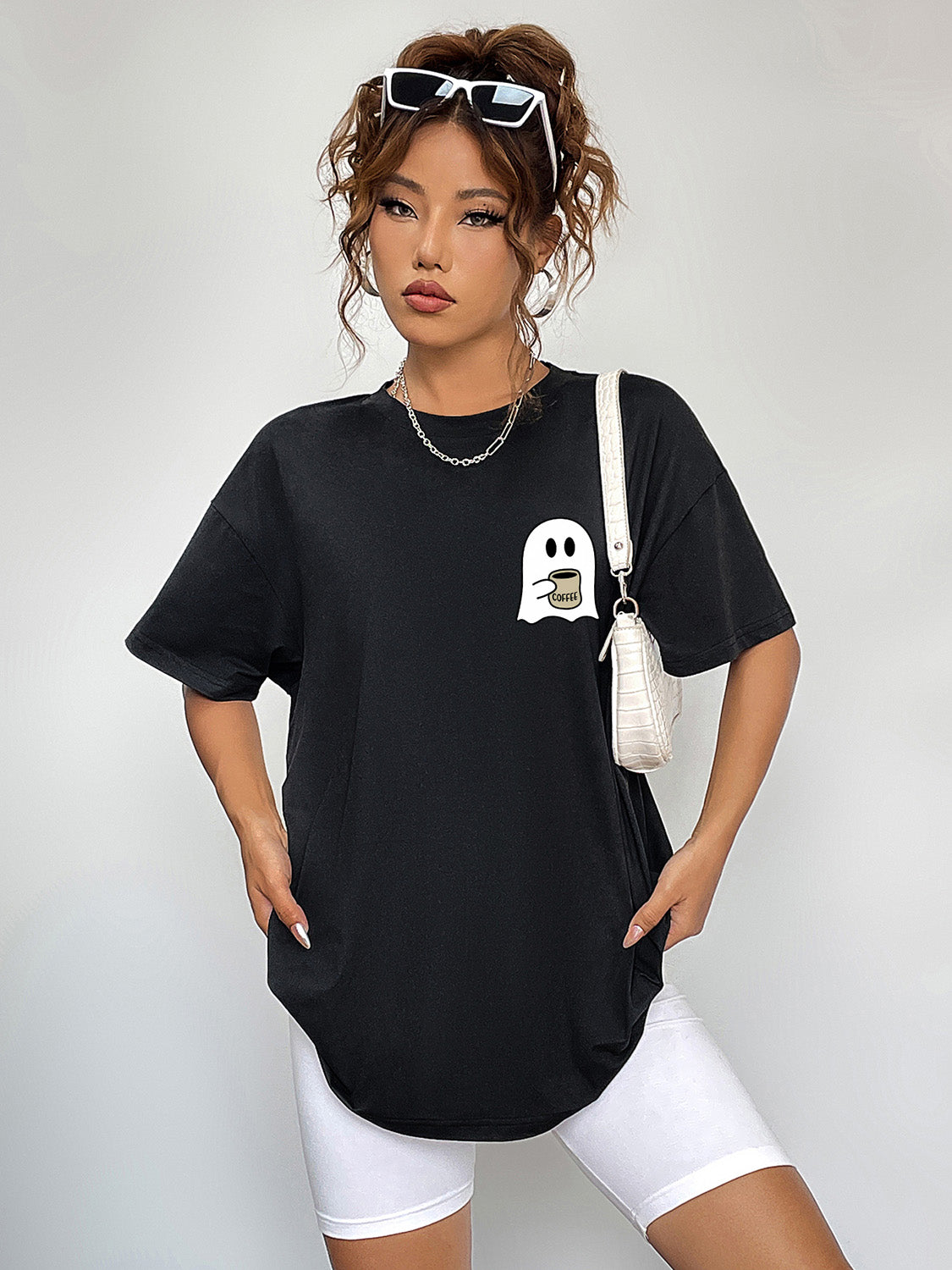 Fashorio Round Neck Short Sleeve Ghost Graphic T-Shirt