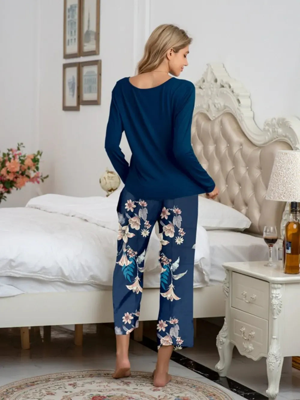 Fashorio Round Neck Top and Printed Pants Lounge Set