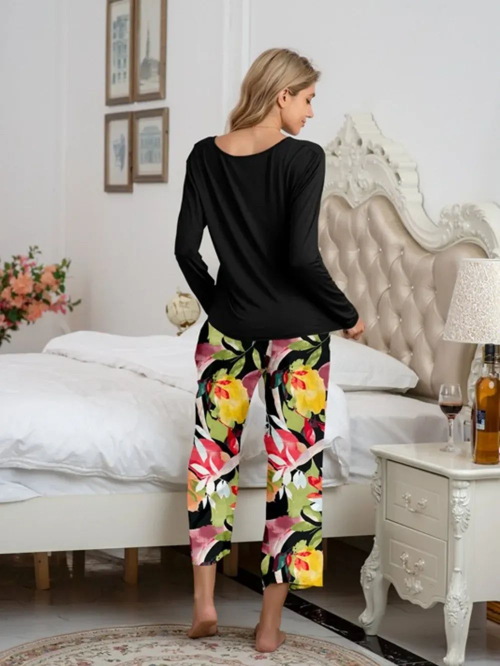 Fashorio Round Neck Top and Printed Pants Lounge Set