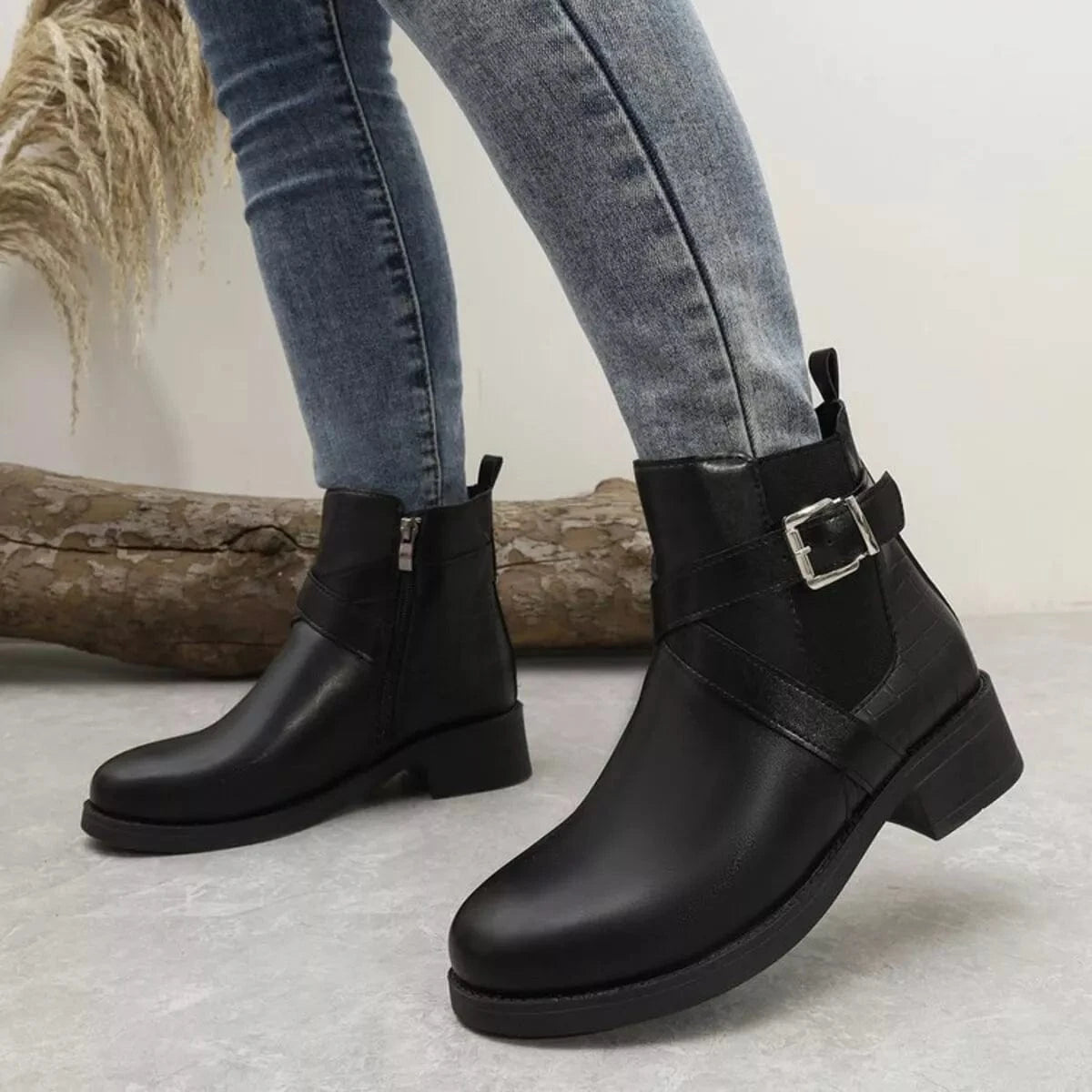 Round Toe Block Heels Boots - Fashorio