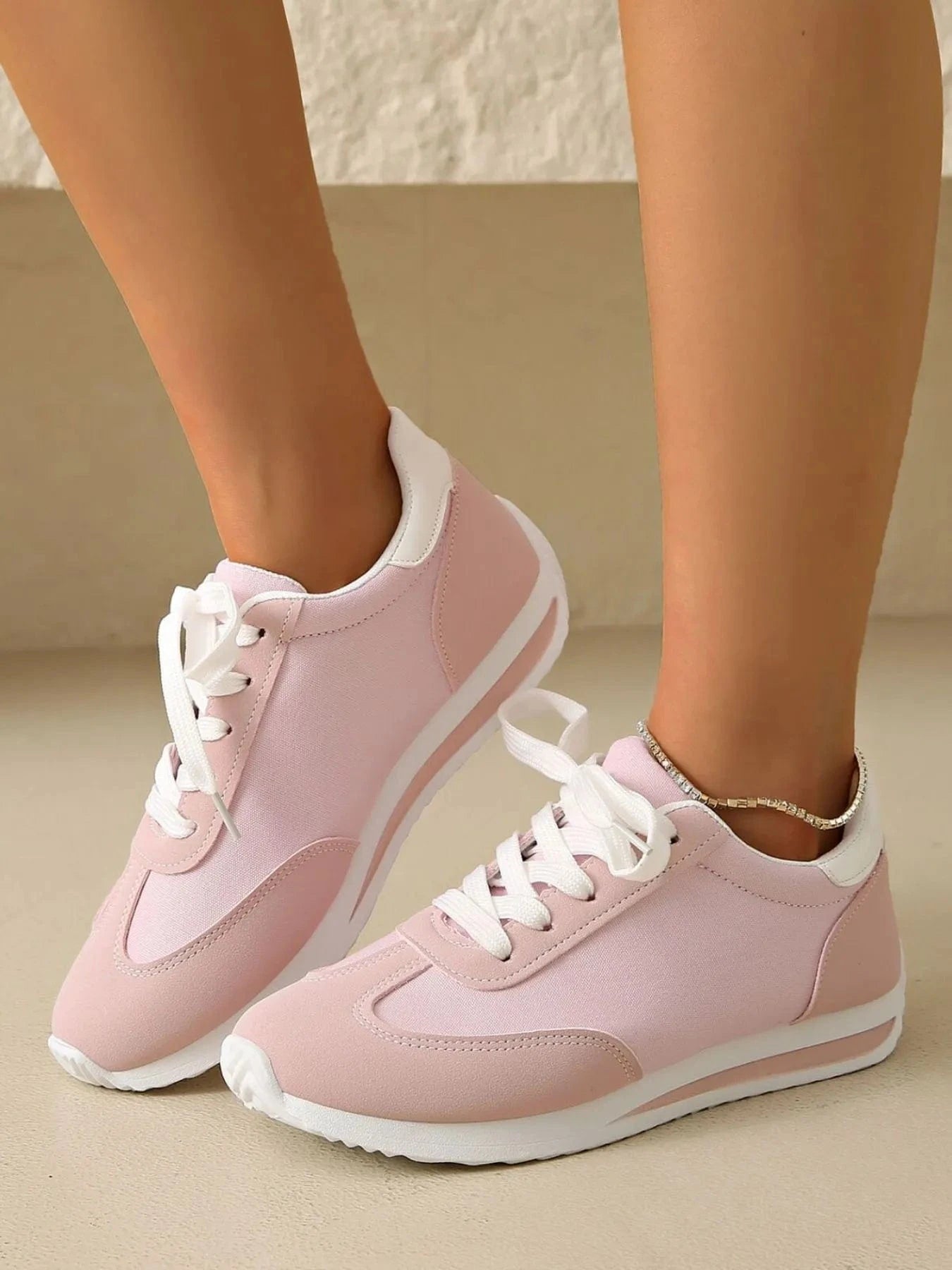 Round Toe Lace Up Sneakers - Fashorio