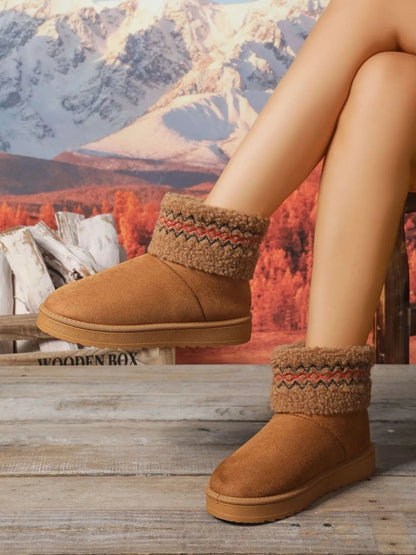 Round Toe Platform Boots - Fashorio