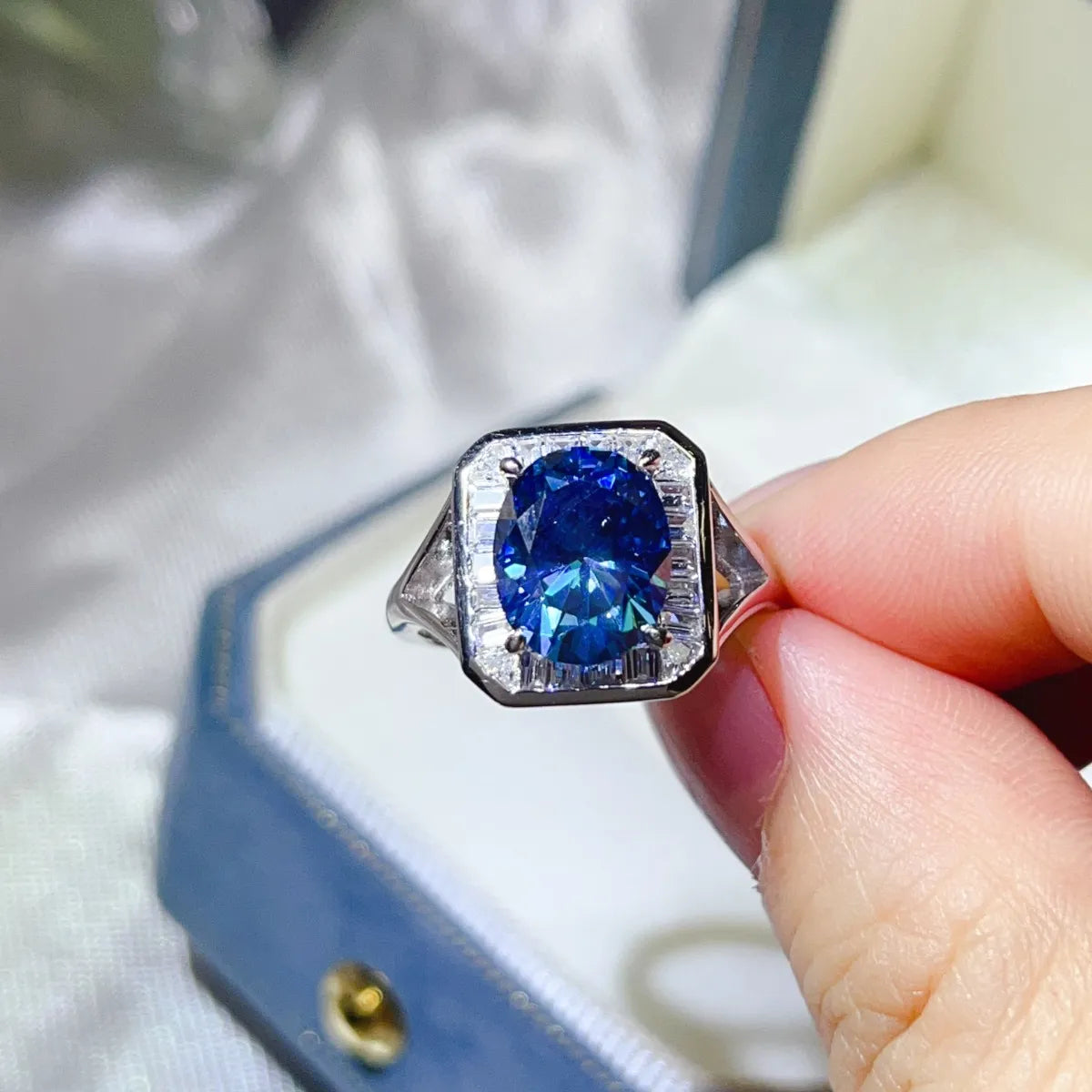Fashorio Royal Blue / 5 3 Carat Moissanite Square Ring