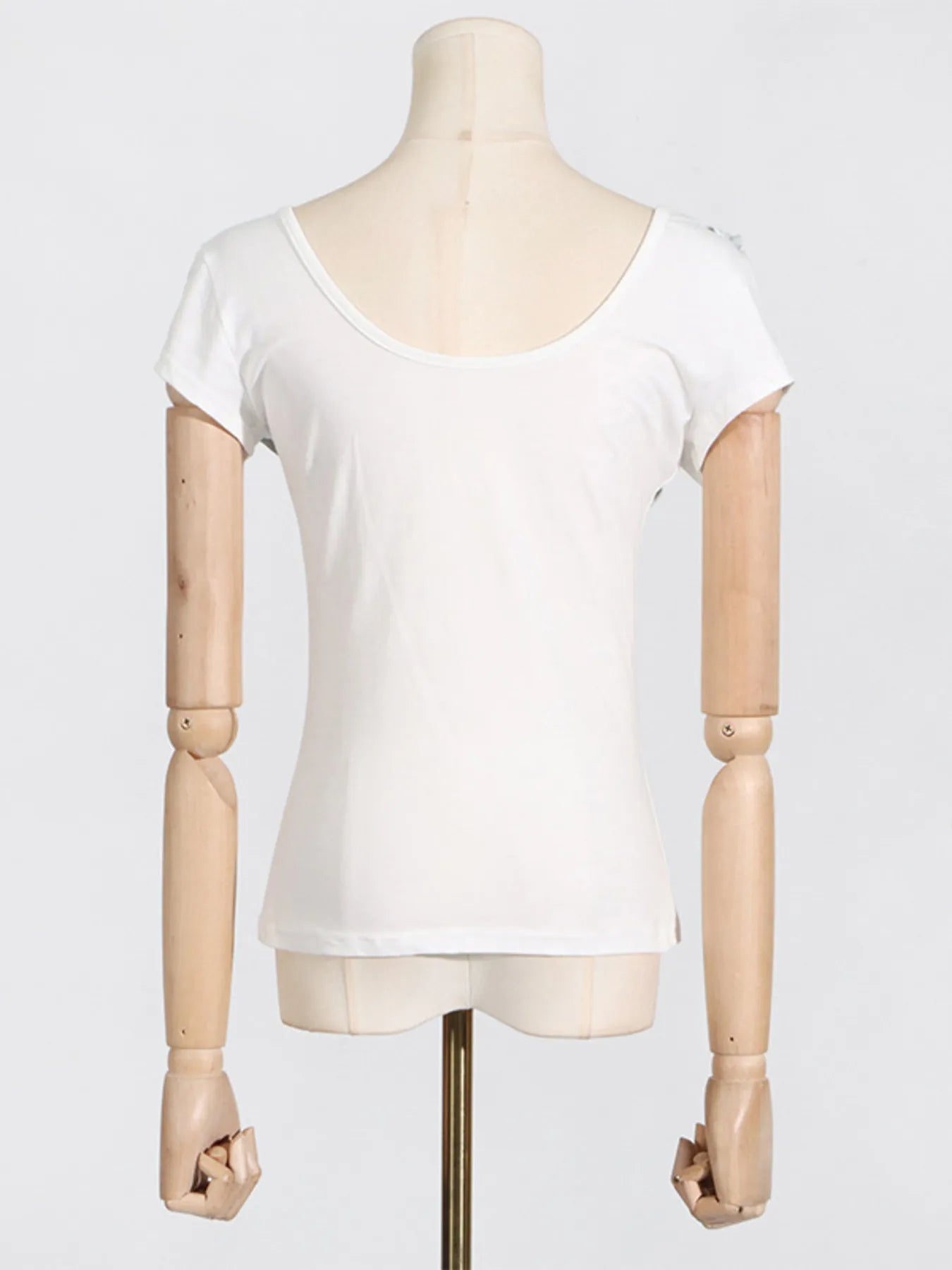 Fashorio Ruffled Round Neck Top