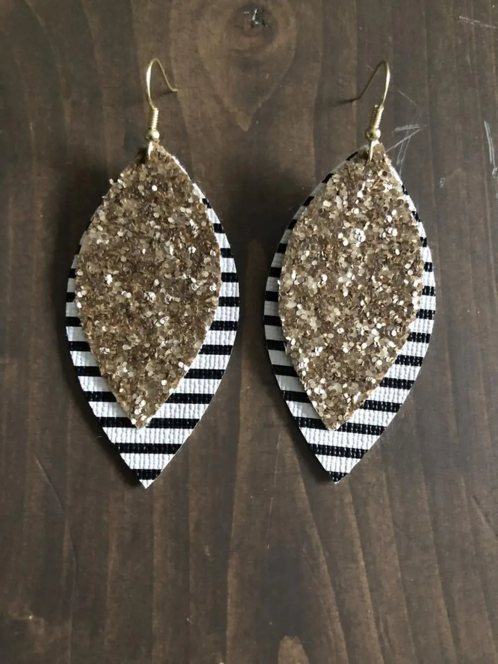 Fashorio Sequin / One Size PU Leather Leaf Dangle Earrings