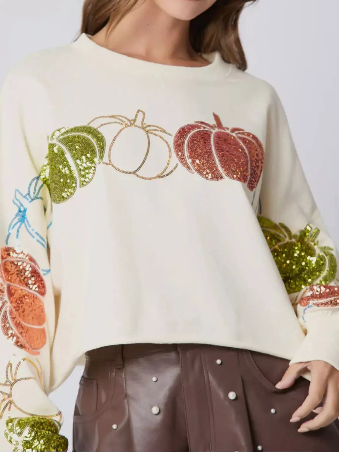 Fashorio Sequined Pumpkin Halloween Crop Sweatshirt