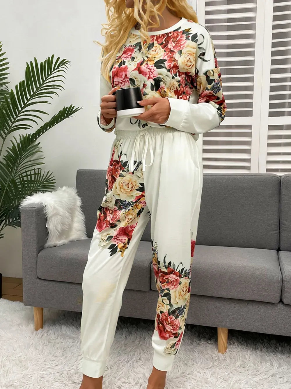 Fashorio Shiny Printed Round Neck Top and Pants Lounge Set