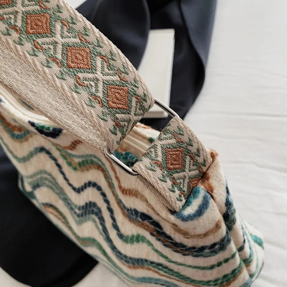 Fashorio Shoulder Bags Adjustable Strap Medium Shoulder Bag