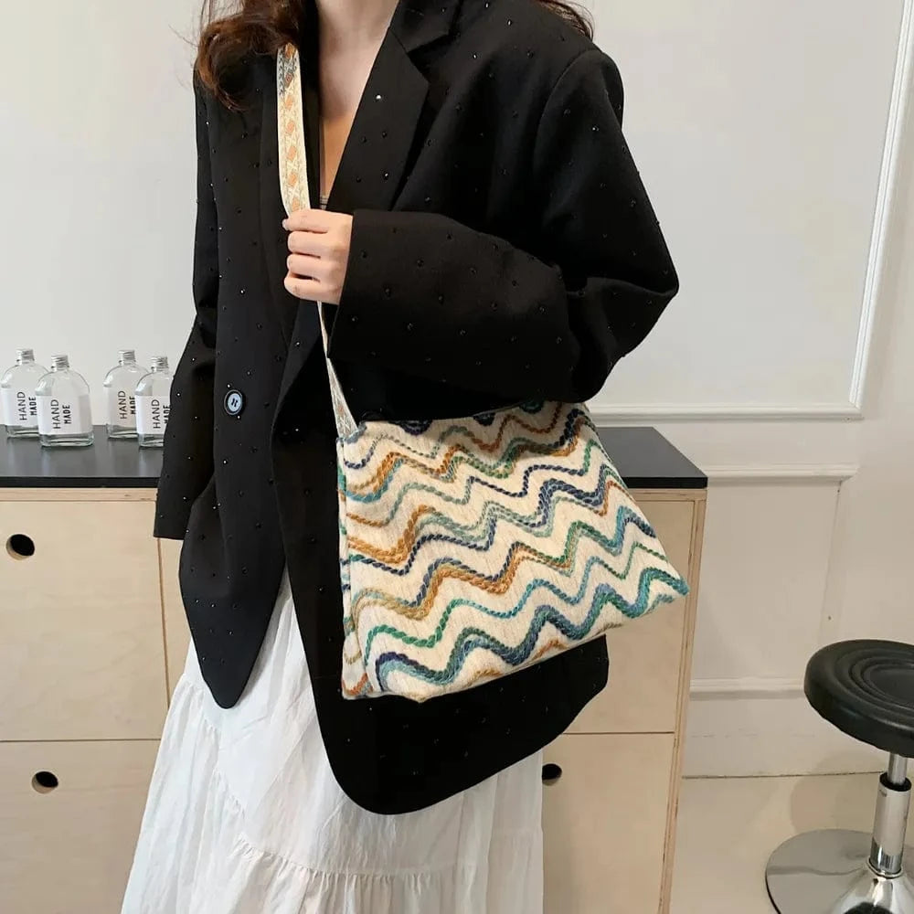 Fashorio Shoulder Bags Adjustable Strap Medium Shoulder Bag