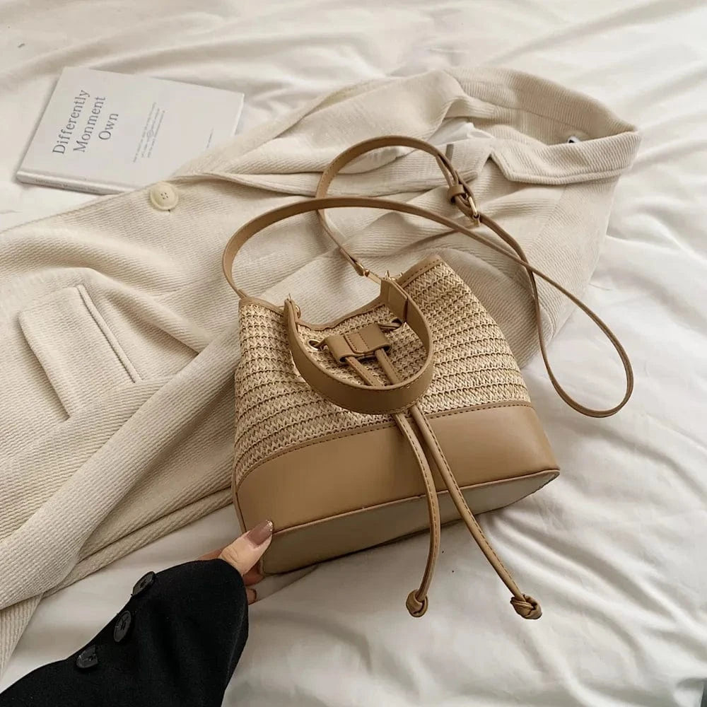 Fashorio Shoulder Bags Straw Braided Shoulder Bag