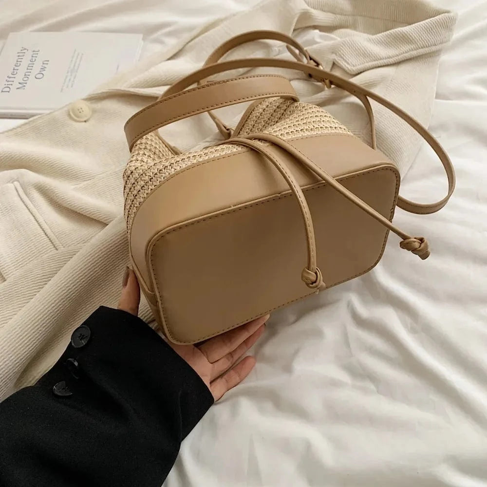 Fashorio Shoulder Bags Straw Braided Shoulder Bag