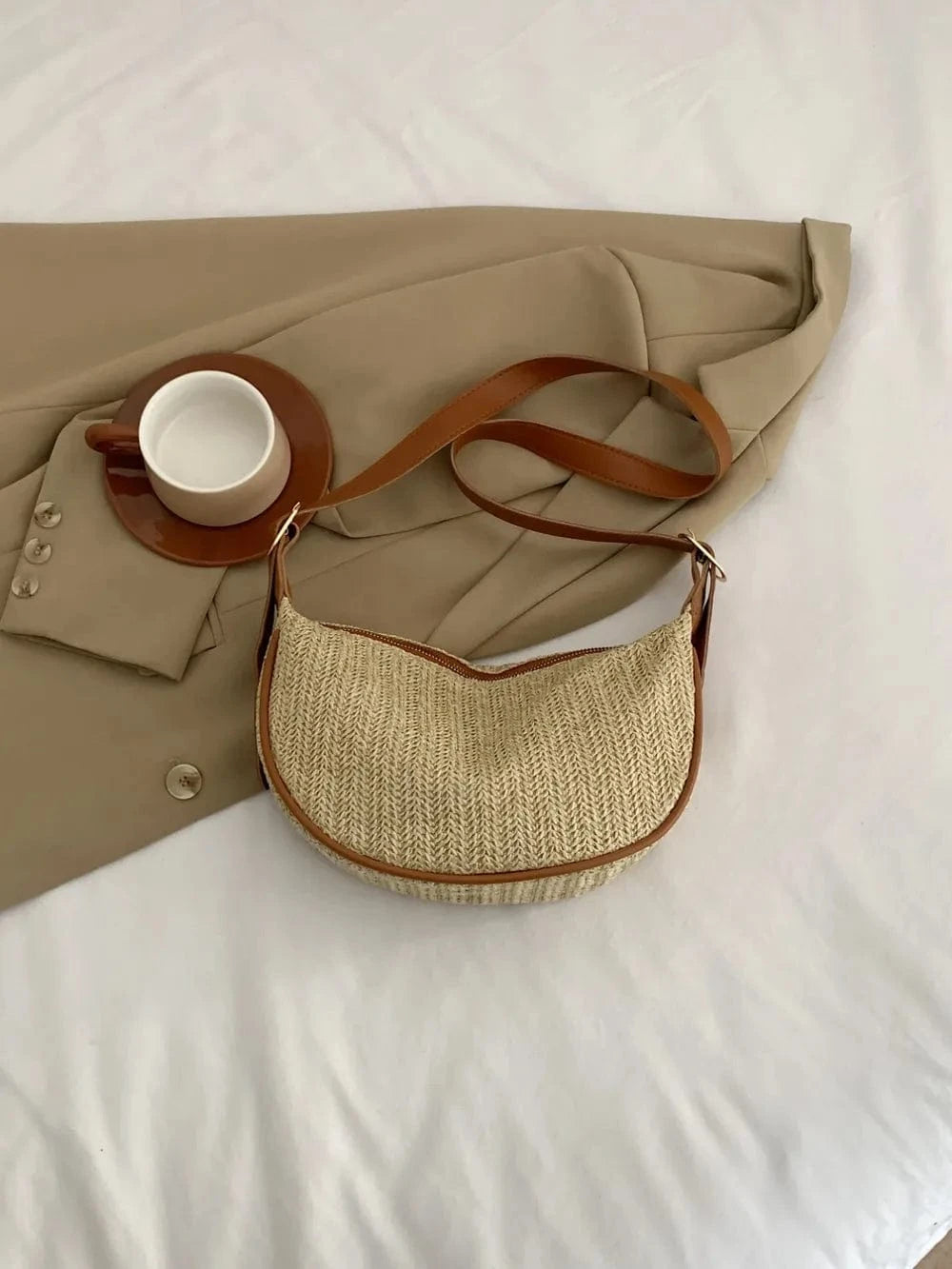 Fashorio Shoulder Bags Straw Weave Adjustable Strap Shoulder Bag