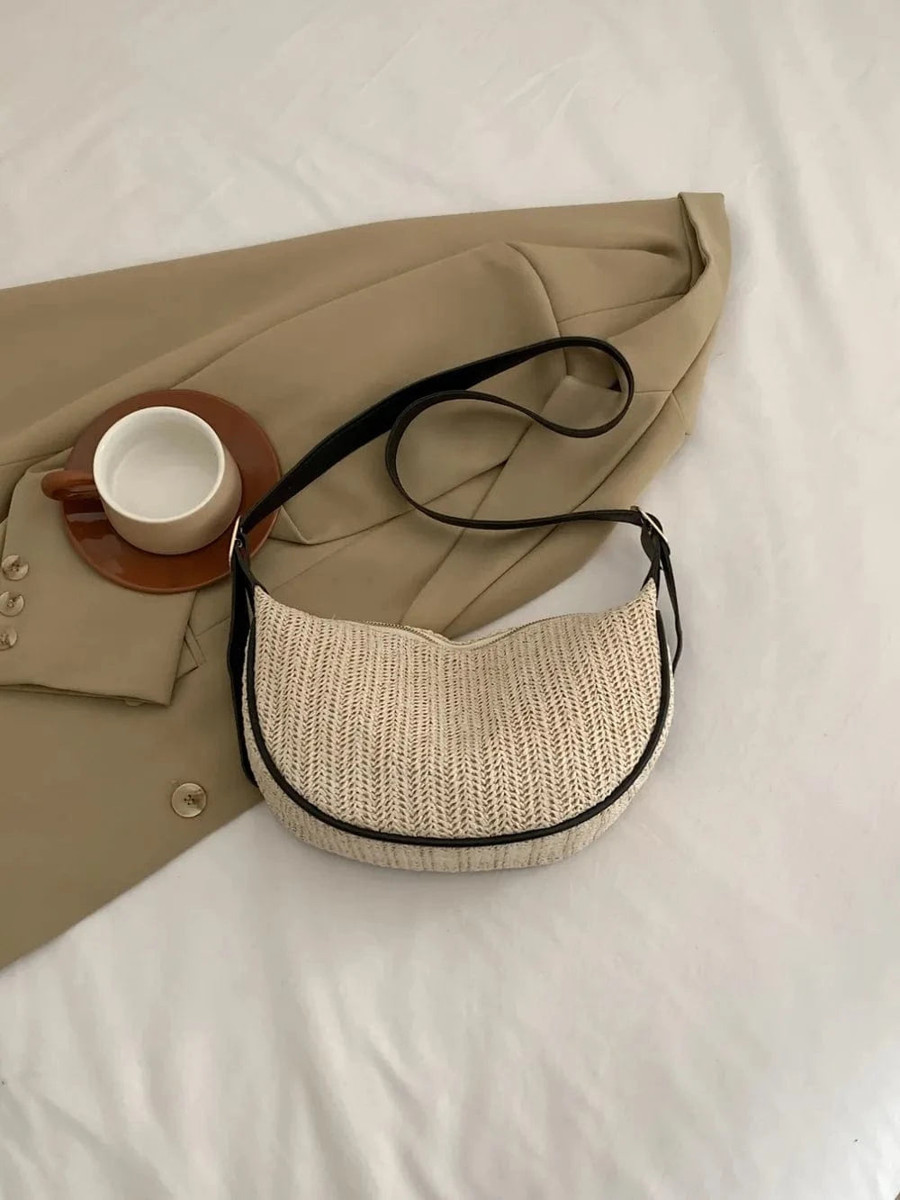 Fashorio Shoulder Bags Straw Weave Adjustable Strap Shoulder Bag