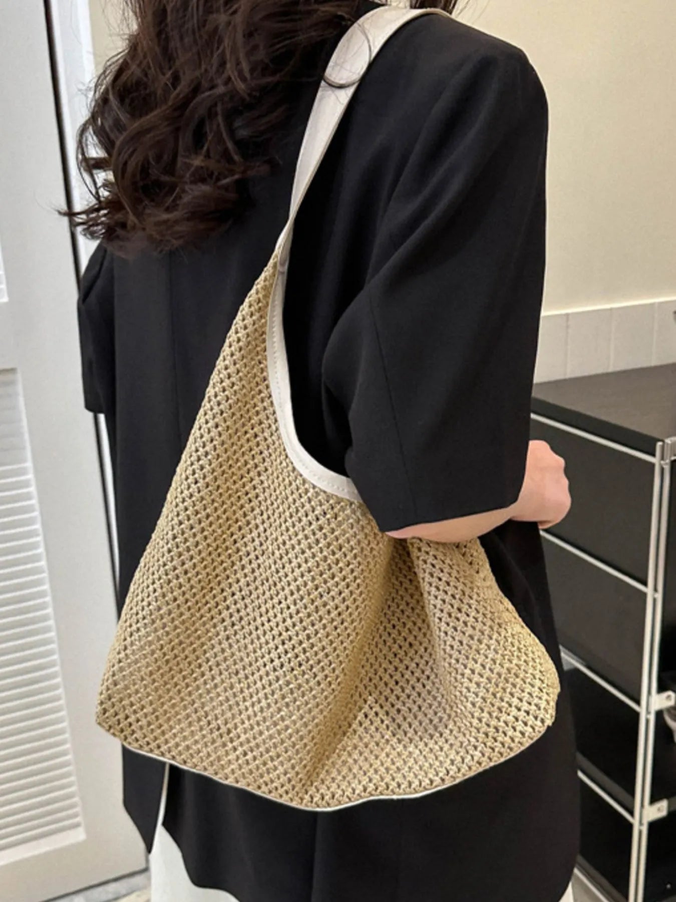 Fashorio Shoulder Bags Woven Straw Shoulder Bag