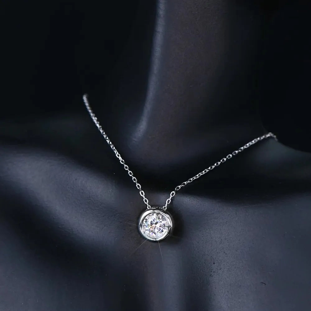 Fashorio Silver / One Size 1 Carat Moissanite 925 Sterling Silver Necklace