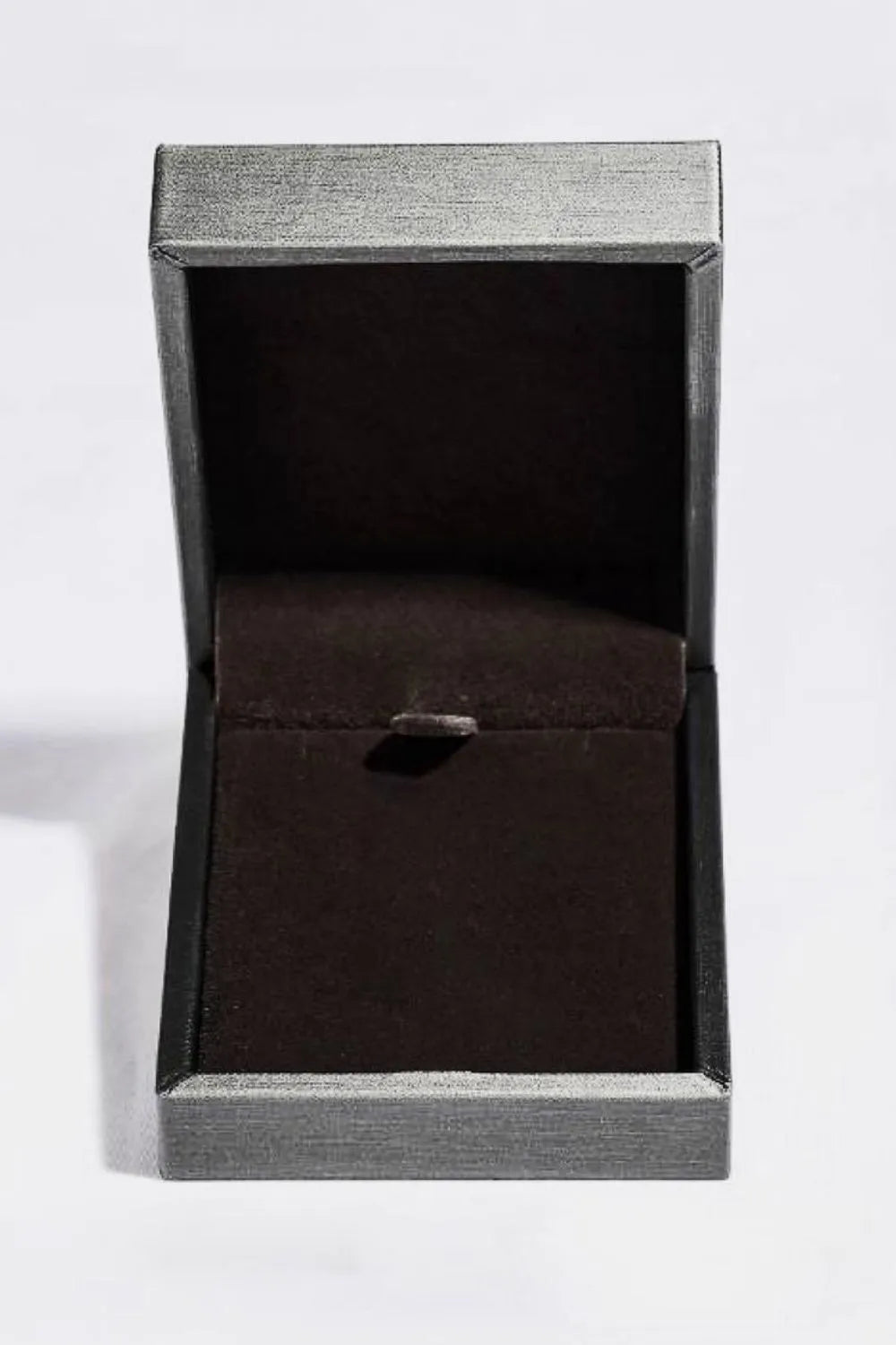 Fashorio Silver / One Size 1 Carat Moissanite 925 Sterling Silver Pendant Necklace