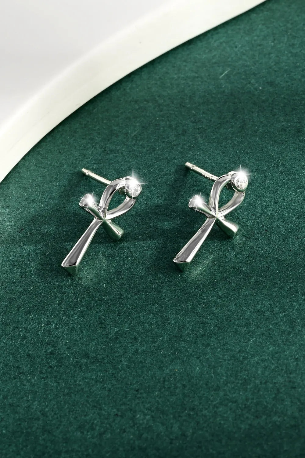 Fashorio Silver / One Size 925 Sterling Silver Inland Zircon Earrings