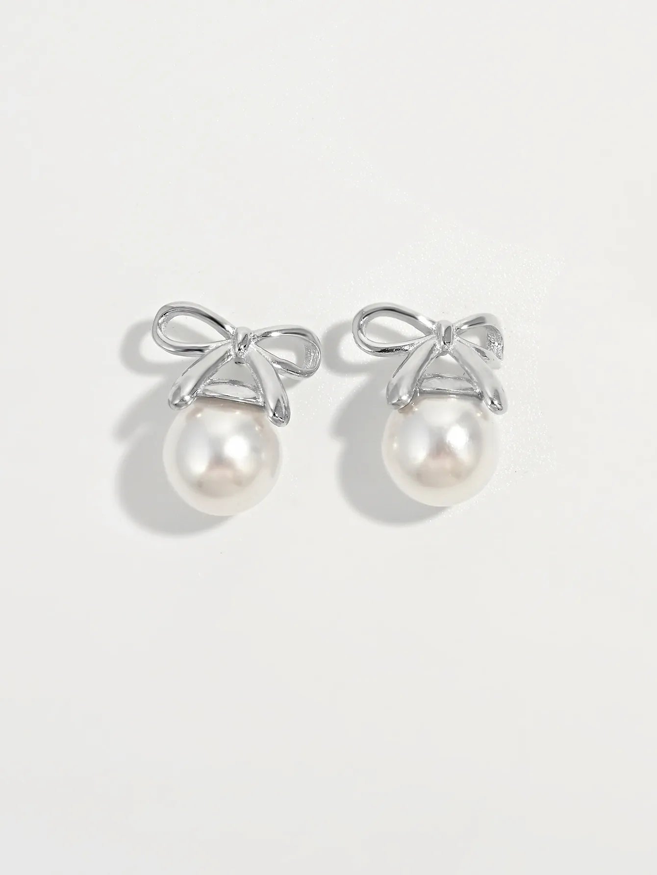 Fashorio Silver / One Size 925 Sterling Silver Pearl Bow Earrings