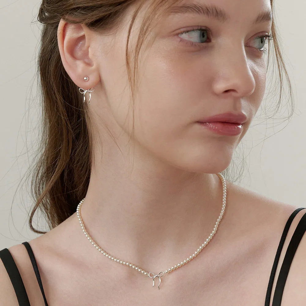 Fashorio Silver / One Size Copper Pearls Bow Necklace