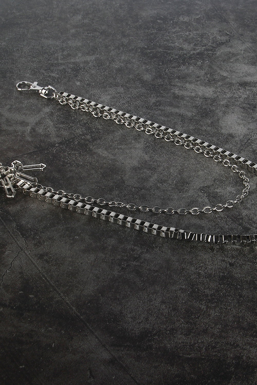Fashorio Silver / One Size Double-Layered Cross Waist Chain