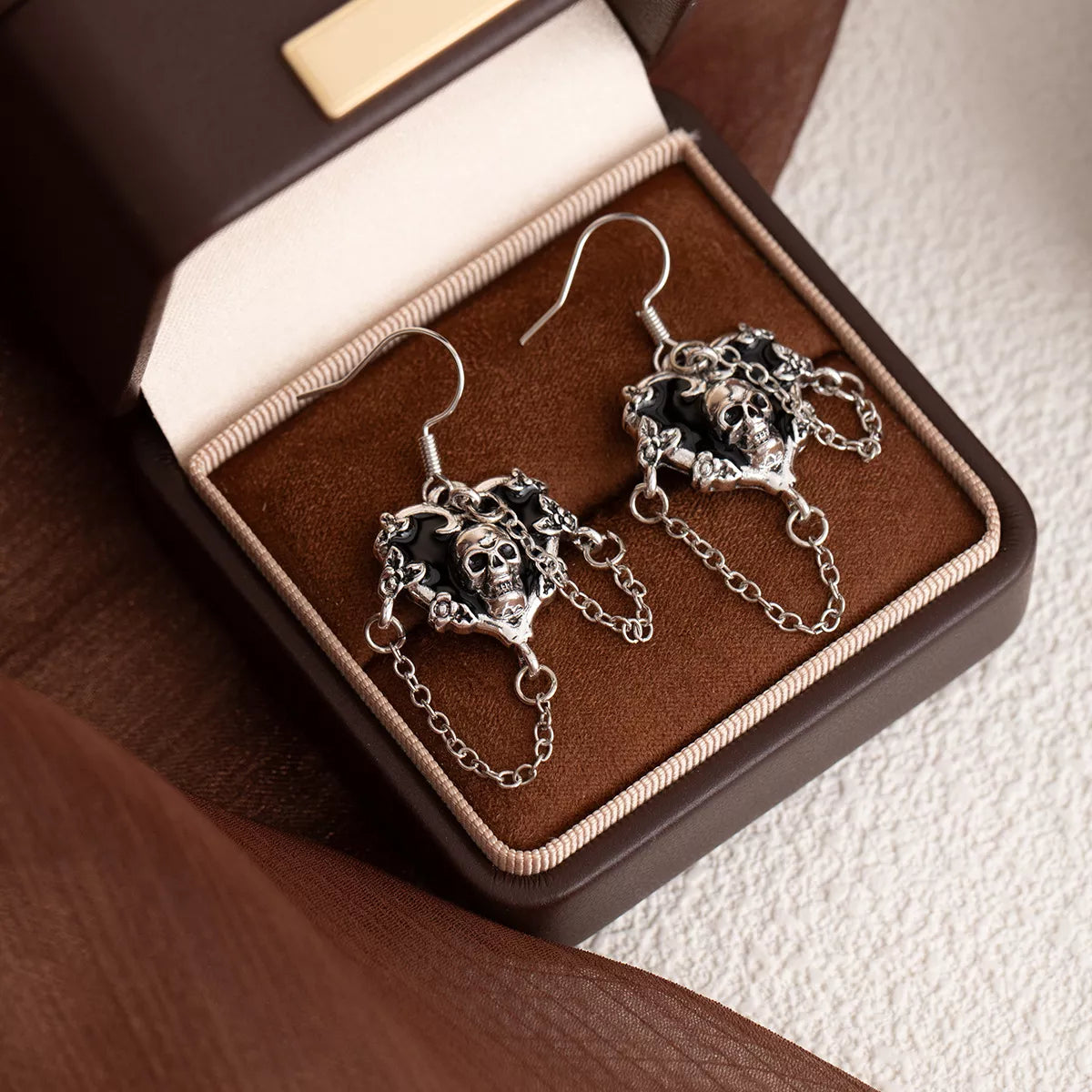 Fashorio Silver / One Size Halloween Alloy Heart Skull Earrings with Chain Detail