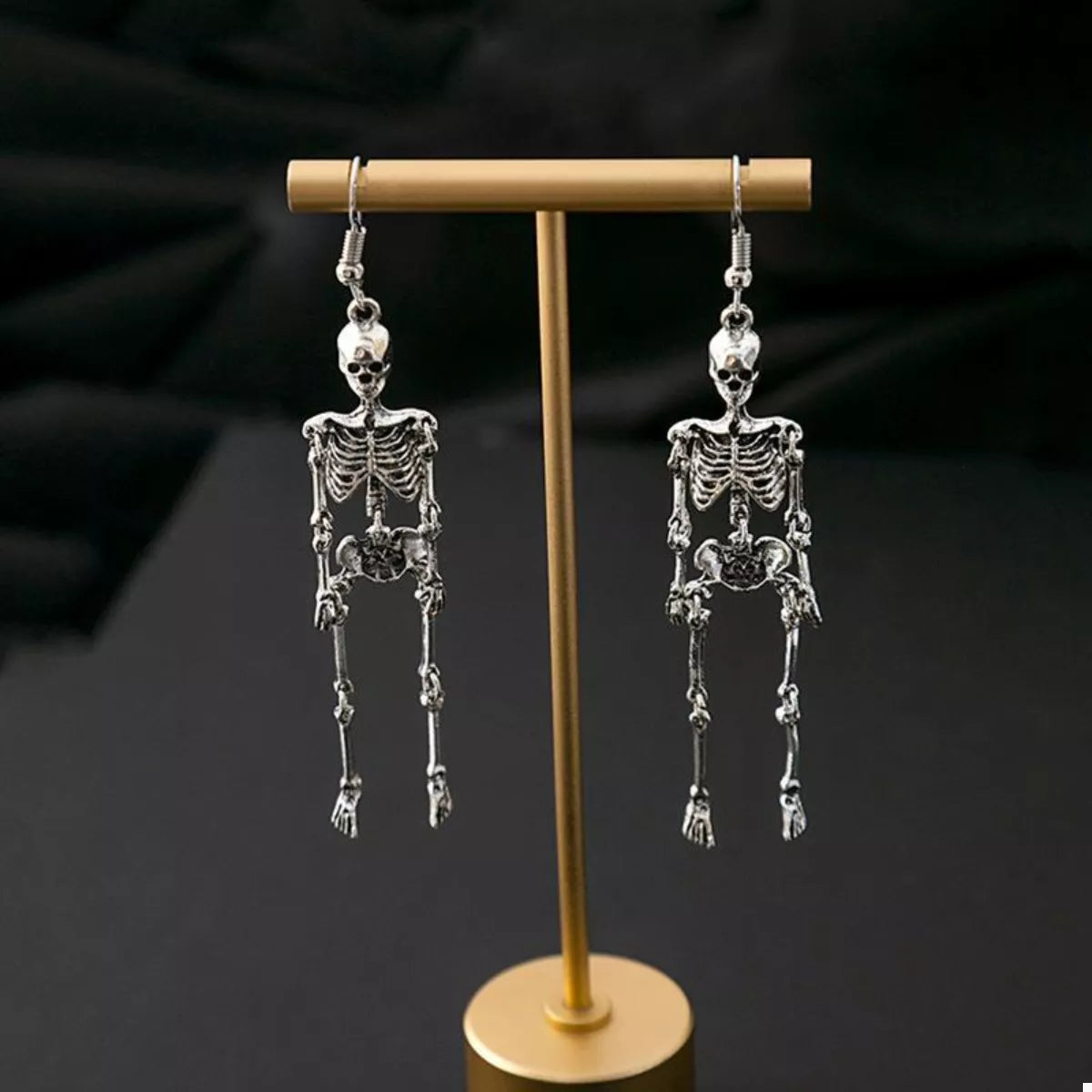 Fashorio Silver / One Size Halloween Skeleton Dangle Earrings