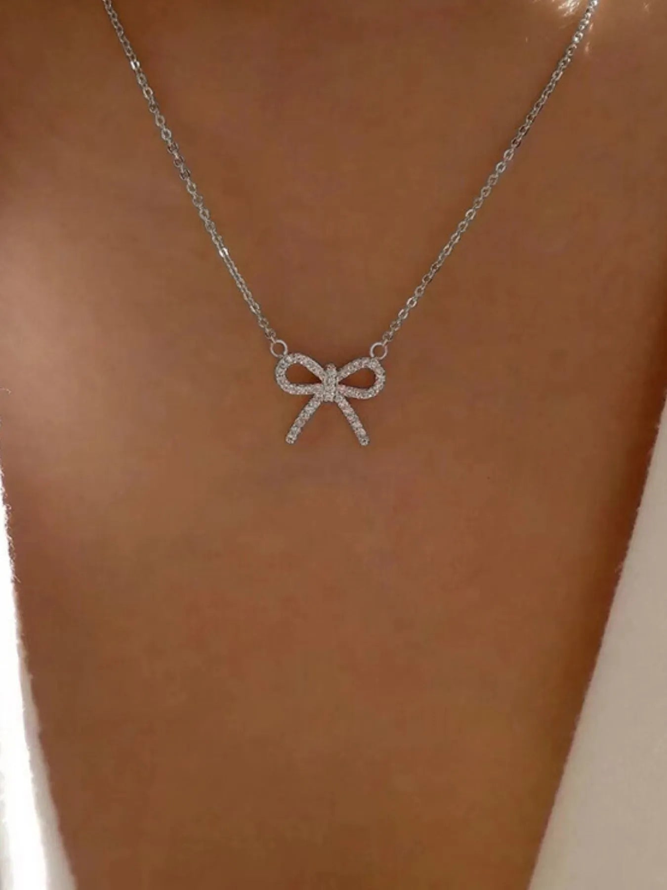 Fashorio Silver / One Size Zircon Bow Pendant Necklace