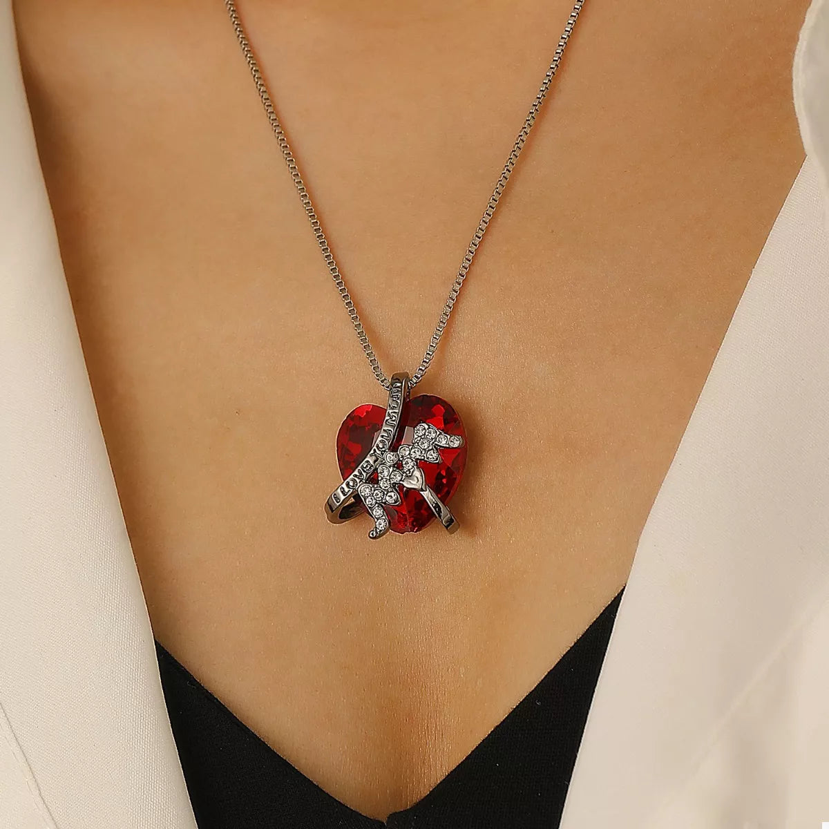 Fashorio Silver / onesize Heart-Shaped MOM Pendant Necklace