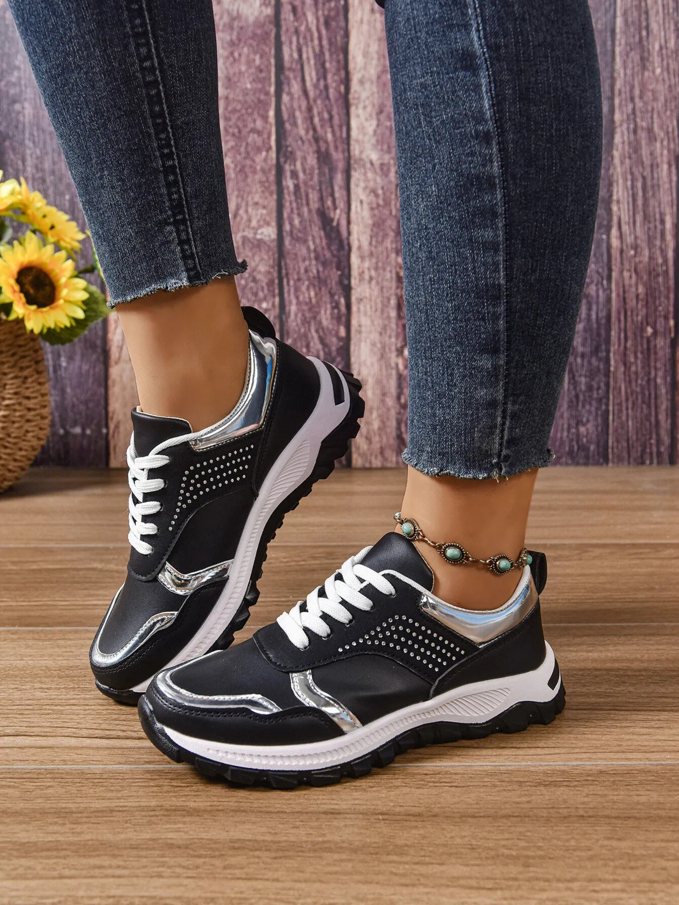 Fashorio Sneakers Lace Up Round Toe Sneakers