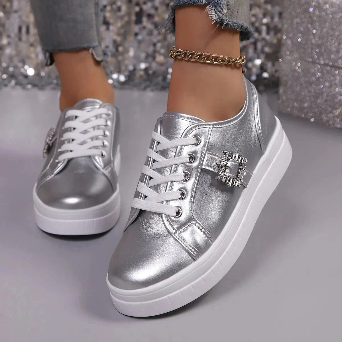 Fashorio Sneakers Rhinestone Embellishment Platform Sneakers