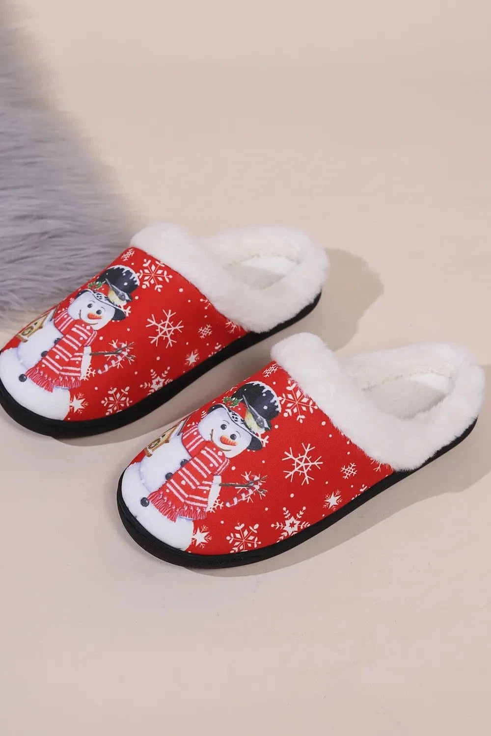 Fashorio Snowman Round Toe Faux Fur Slippers