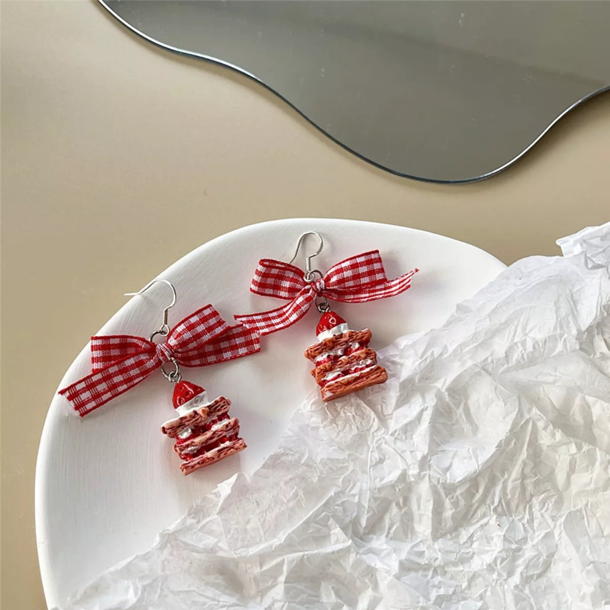 Fashorio Style A / onesize Strawberry Dangle Earrings