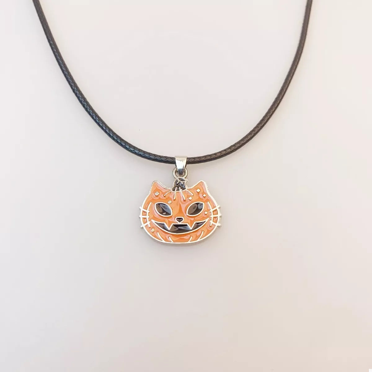 Fashorio Style D / One Size Halloween Ghost Pendant Necklace