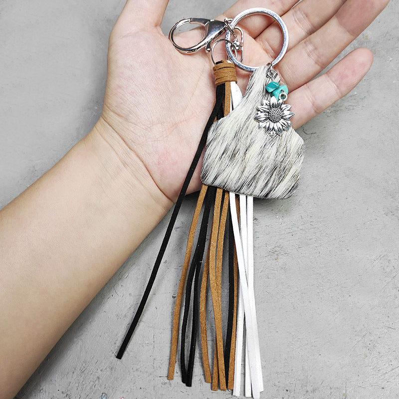 Fashorio Style H / One Size Turquoise Fringe Detail Key Chain