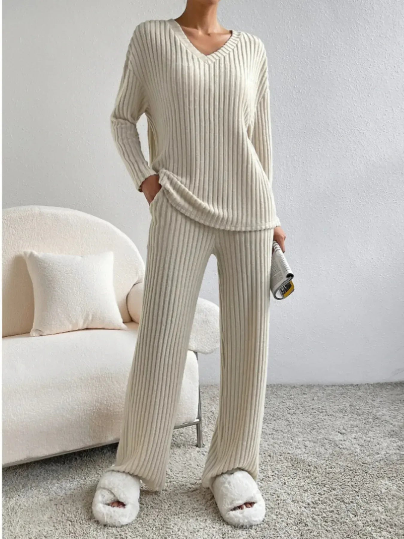 Fashorio Tan / S Ribbed Knit V-Neck Top and Pants Lounge Set