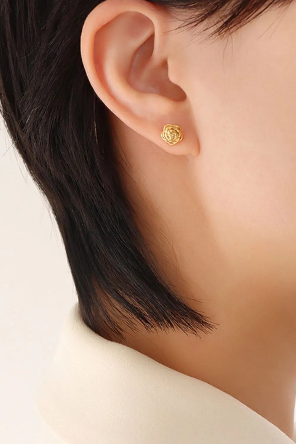 Fashorio Titanium Steel Flower Stud Earrings