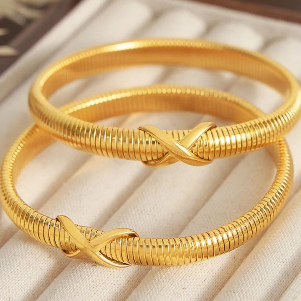 Fashorio Titanium Steel Spring Shape Bracelet