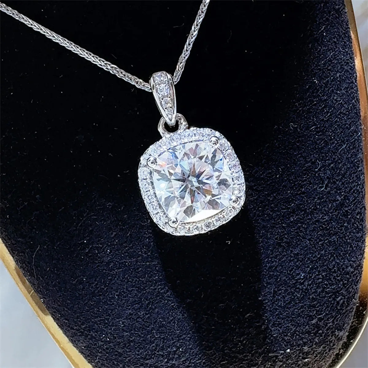 Fashorio Transparent / One Size 5 Carat Moissanite 925 Sterling Silver Necklace