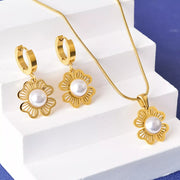 Fashorio Two-piece Set / One Size 18K Gold-Plated Flower Jewelry Set