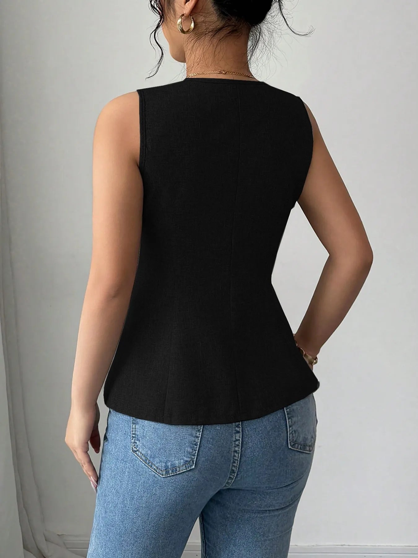 Fashorio V-Neck Button Detail Tank Top