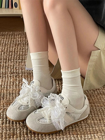 Vintage Lace Ribbon Sneakers - Fashorio
