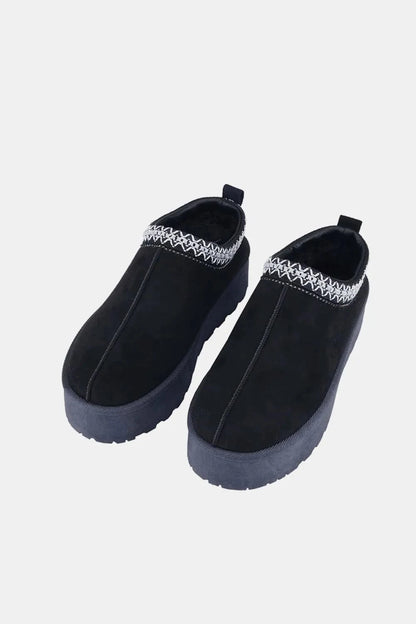 Weeboo Platform Embroidered Trim Slip-On Boots - Fashorio