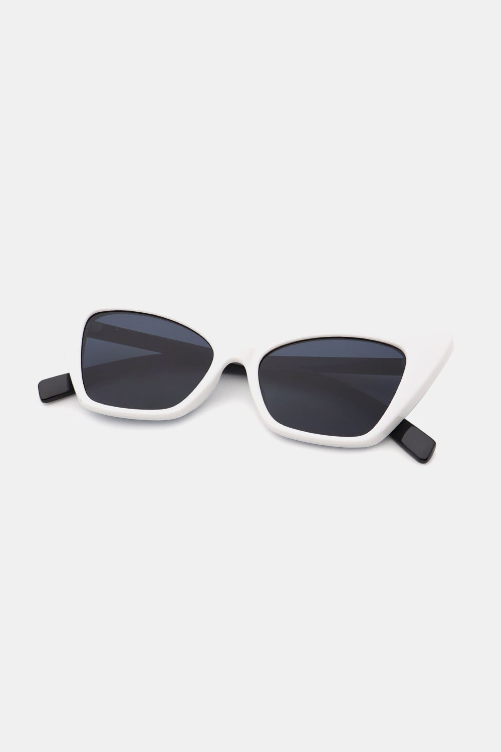 Fashorio White / One Size Acetate Lens Cat Eye Sunglasses