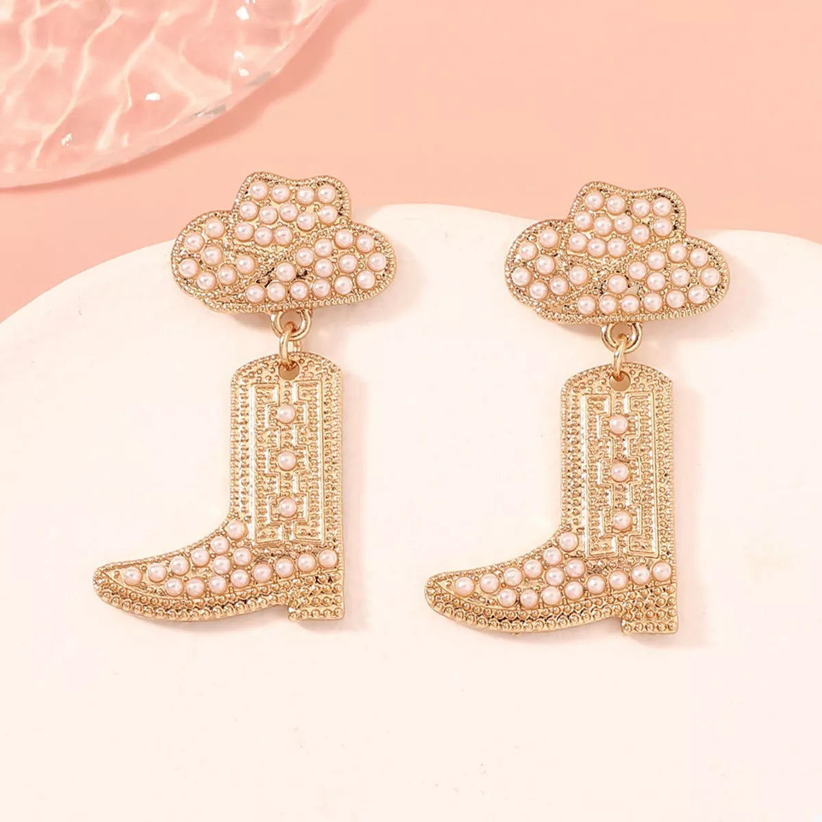 Fashorio White / onesize Rhinestone Cowboy Boot Dangle Earrings