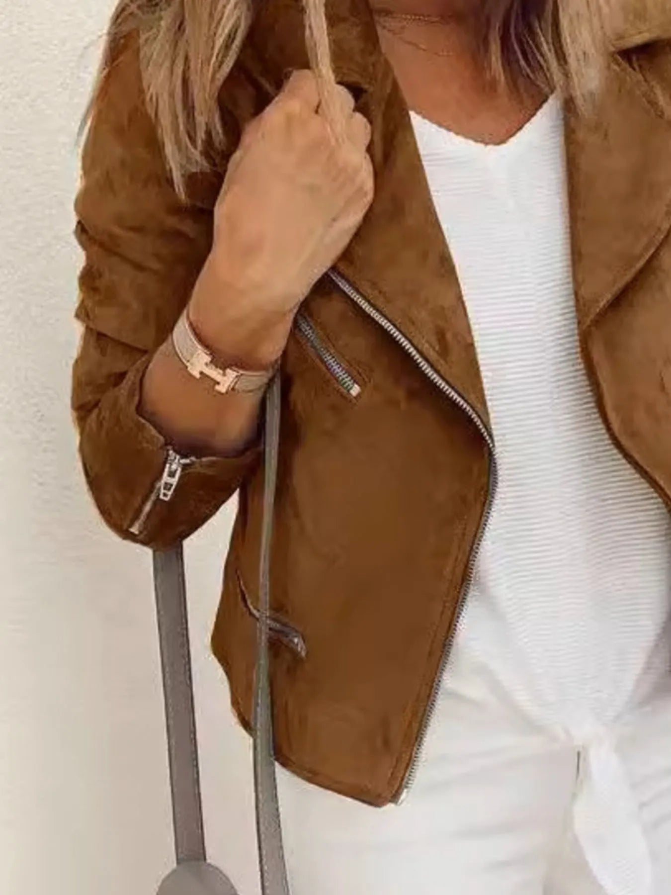 Fashorio Zip-Up Long Sleeve Jacket for Casual Layering