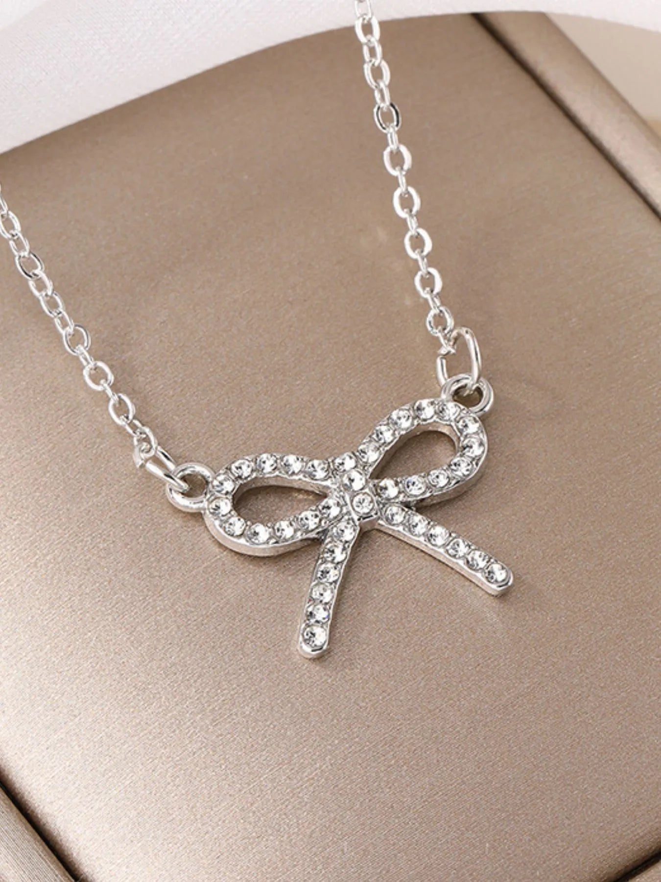 Fashorio Zircon Bow Pendant Necklace