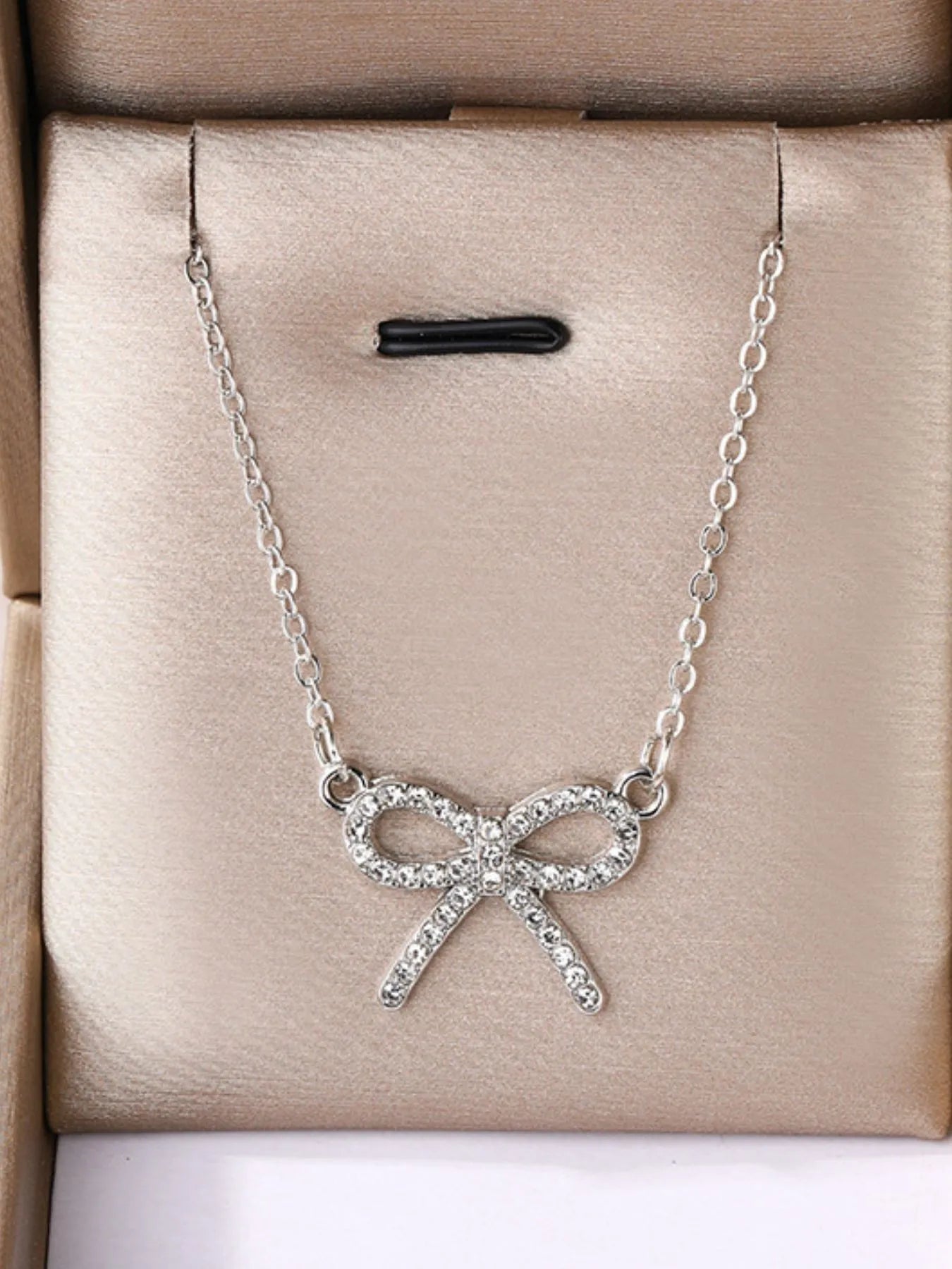 Fashorio Zircon Bow Pendant Necklace