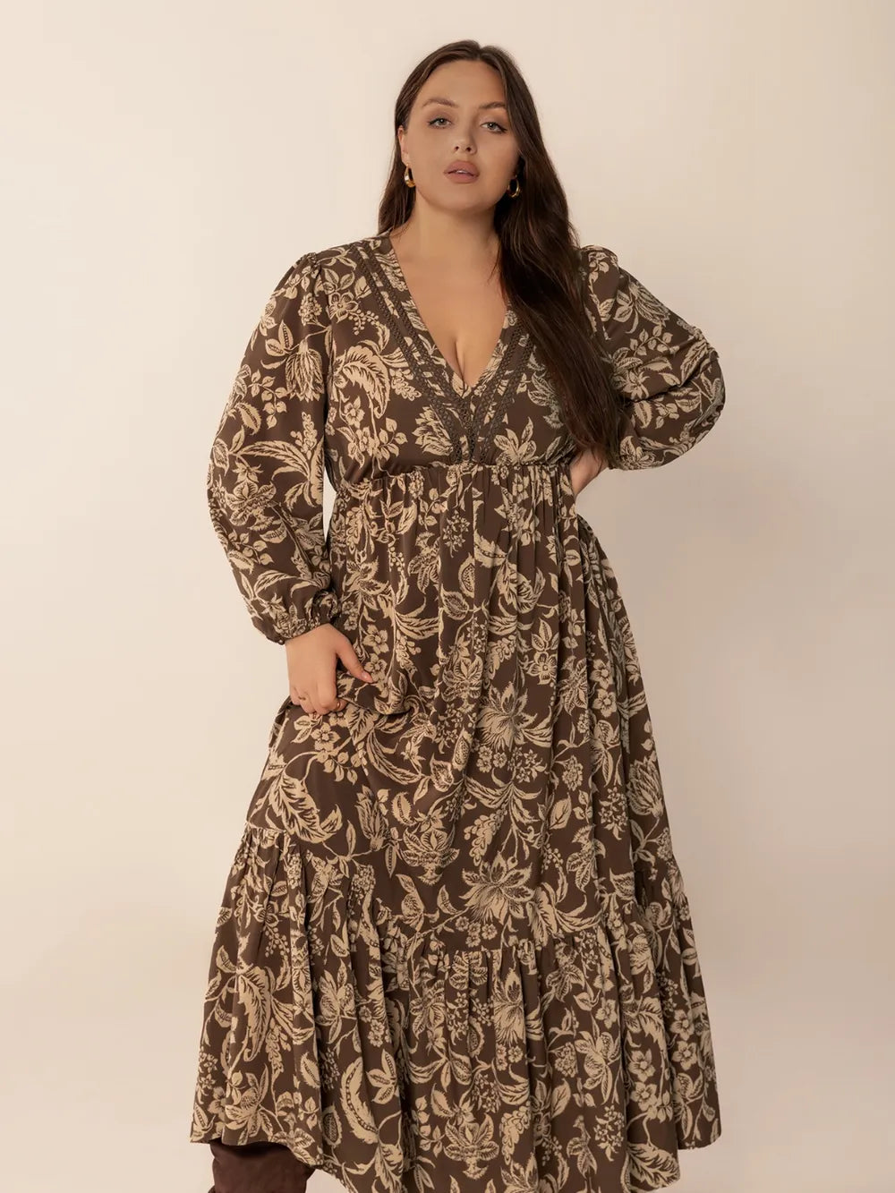 camel plus size printed v neck balloon sleeve maxi dress detail view